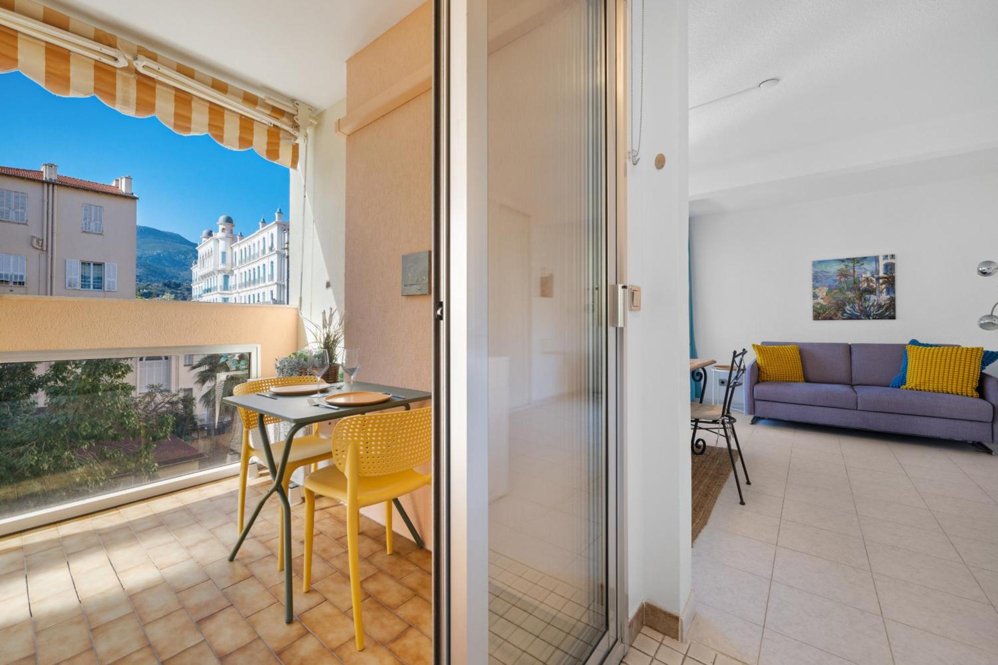 "Charmant Studio" Plein Centre, Calme, Terrasse Menton Bagian luar foto