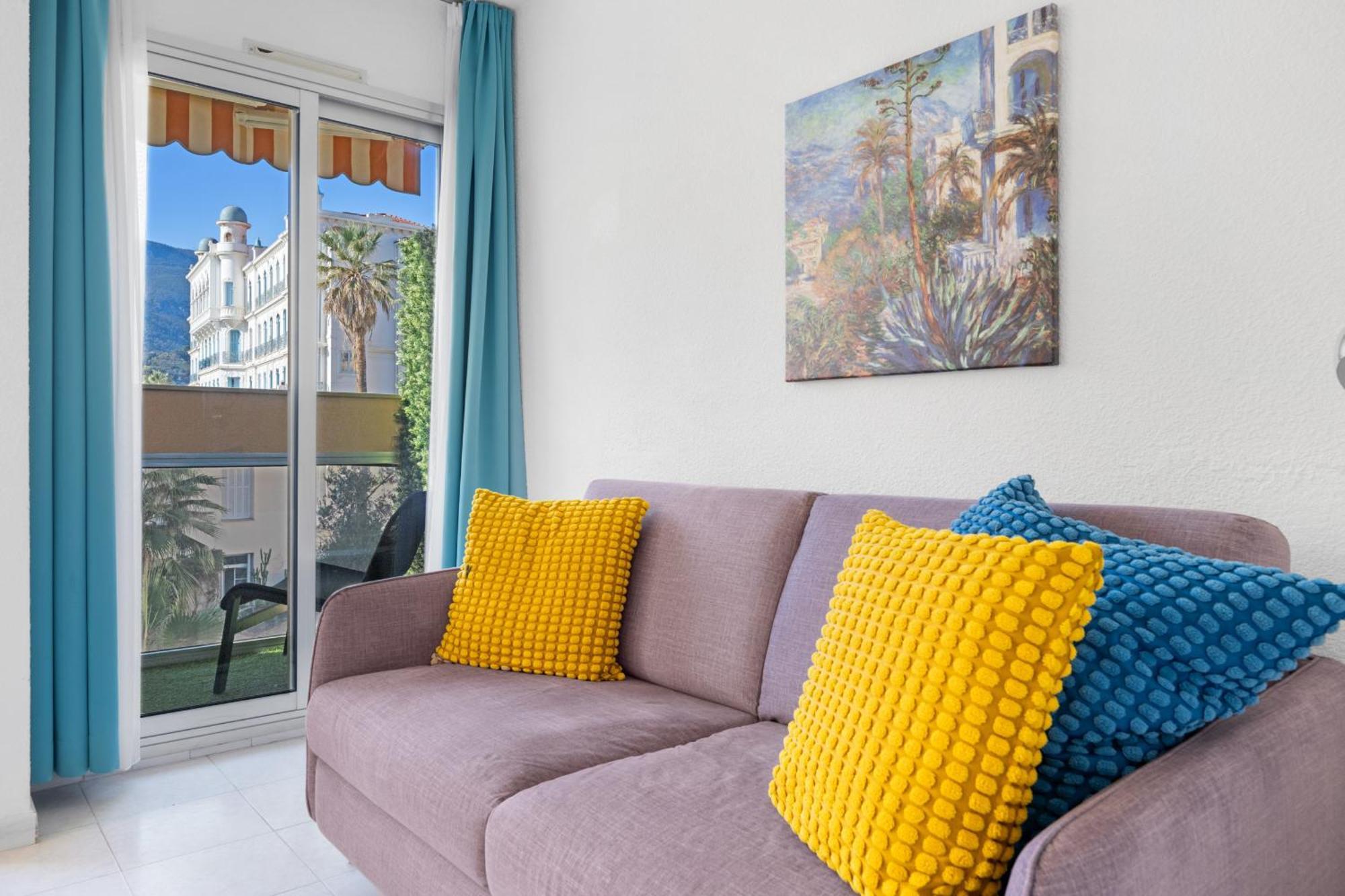 "Charmant Studio" Plein Centre, Calme, Terrasse Menton Bagian luar foto