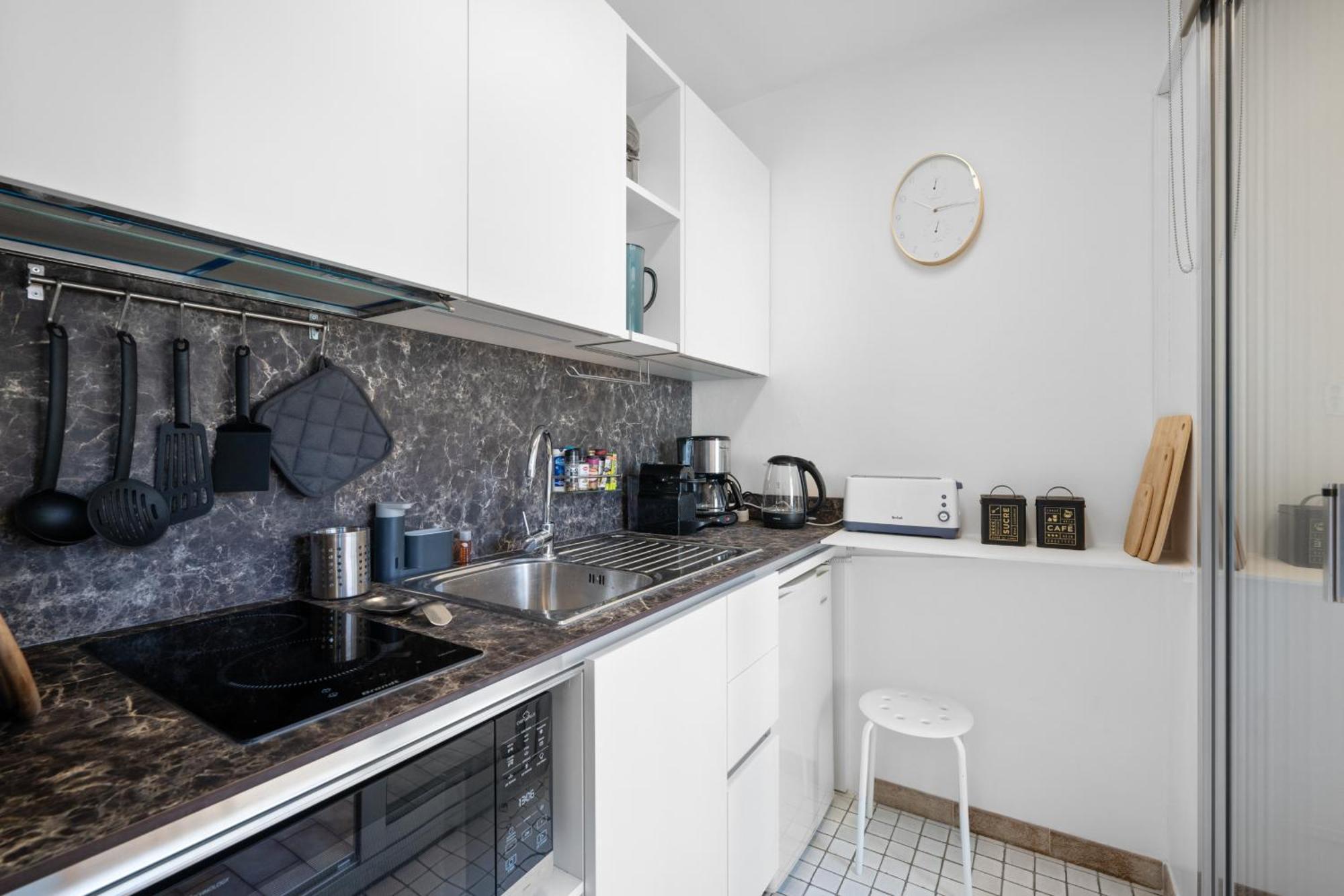 "Charmant Studio" Plein Centre, Calme, Terrasse Menton Bagian luar foto